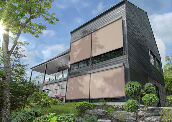 Vorbau Markise an modernen grauem Haus