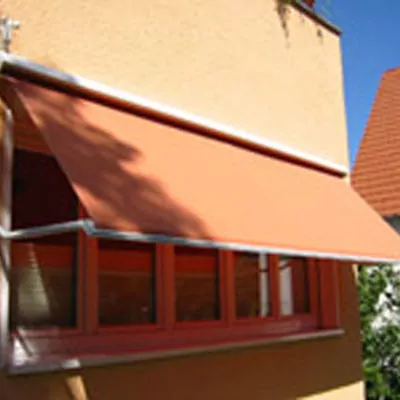 markisen_06 Fenstermarkise in orange